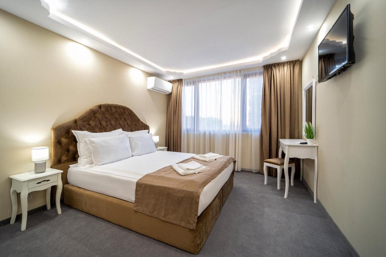 Hotel Rivera ดอบริช ภายนอก รูปภาพ